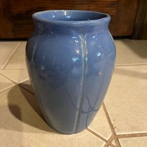 Zanesville vase